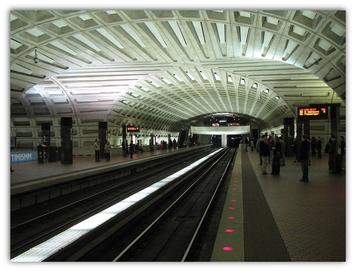 1200px-WMATA_Metro_Center_crossvault_2009_DS.jpg