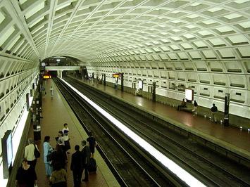 640px-Dupont_Circle_Station.jpg 640px-Dupont_Circle_Station.jpg