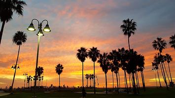 800px-Venice_Sunset_by_Gustavo_Gerdel.jpg