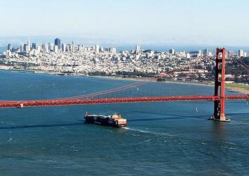 Golden_Gate_Bridge,_SF_(cropped).jpg