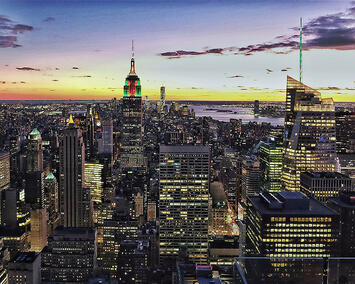 NYC_night_skyline_by_Sarah-Meyer.jpg NYC_night_skyline_by_Sarah-Meyer.jpg