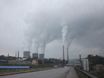 Power_plant_Lengshuijiang_Hunan.jpg