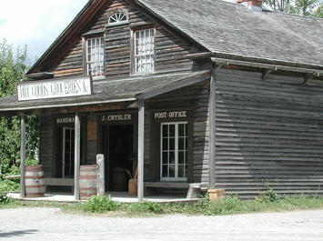 Upper-CanadaPost office.jpg