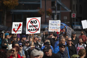 anti-mask-protest.jpg