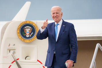 biden-boards-af-one.jpg