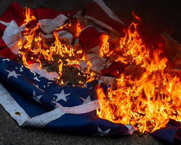 flag-burning.jpg flag-burning.jpg