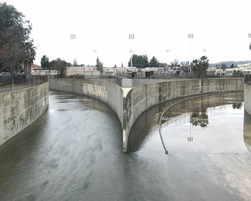 la-river_01.jpg la-river_01.jpg