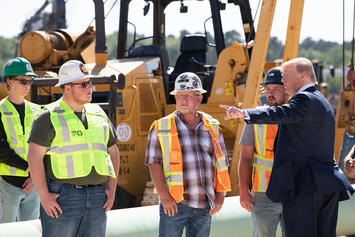 working-class-america-and-trump.jpg working-class-america-and-trump.jpg