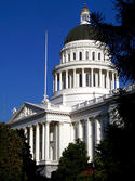 450px-CA_Capitol3.jpg